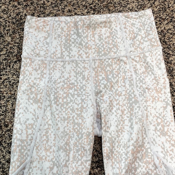 Athleta Salutation Stash Pocket Serpent Tight Colored Speckle Size S | Like New - Picture 3 of 10